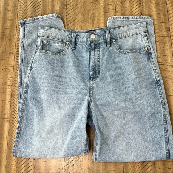 J CREW high rise classic vintage straight leg jeans in light wash size 29 - Picture 2 of 7